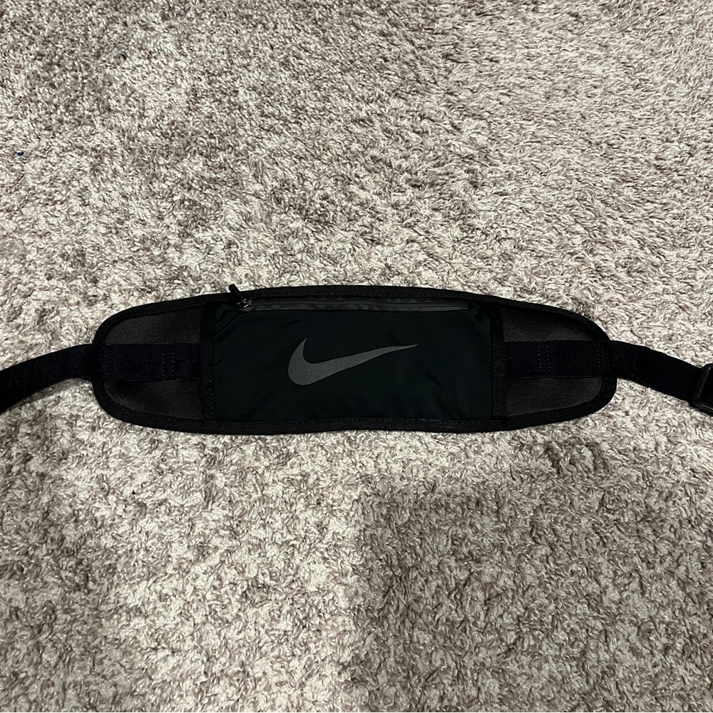 Nike Black Running Belt (w/ Bib Toggle)